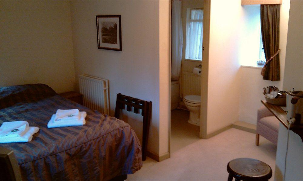 Oyo White Horse Storrington